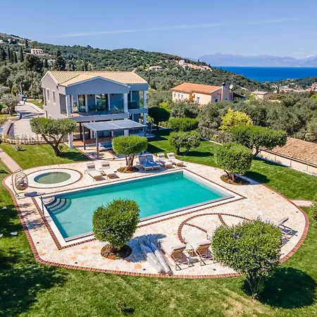 Arthur Villa Kassiopi